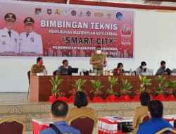 Wakili Bupati, Kadis KOMINFO Buka Bimtek Master Plan Smart City Tahap II