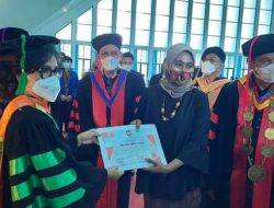Rektor Unima Berhasil Menghantar Tim PKM-RSH Juara Favorit PIMNAS ke-34