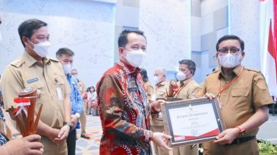 Kota Bitung Sabet Dua Kategori Terbaik Ketiga di Anugerah Award Sulut 2022