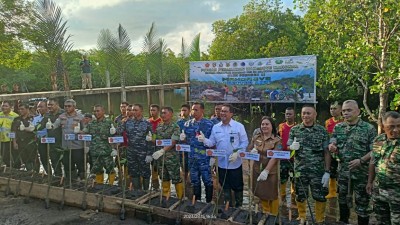 Giat Penanaman Mangrove Serentak Nasional di Sulut, Desa Palaes 1500 Bibit
