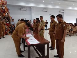 Teken Pakta Integritas dan Perjanjian Kinerja, Bupati Kumendong Tegaskan SKPD Kerja Maksimal
