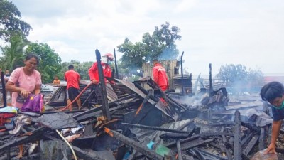 Si Jago Merah Melalap Salah Satu Rumah Warga Kelurahan Batuputih Atas
