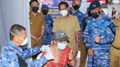 400an Warga Kota Bitung Padati ‘Serbuan Vaksinasi’ Pangkalan TNI AU Sam Ratulangi-Sulut