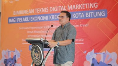 Wujudkan Program MMHH, Maurits Mantiri Buka Bimtek Marketing Digital
