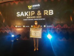 Predikat B, Yasti Terima Penghargaan Dalam SAKIP dan RB Award 2021