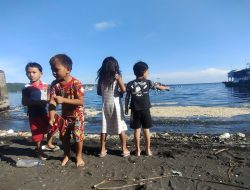 Limbah CPO Cemari Pesisir Pantai Kota Bitung, Penyebabnya Masih ‘Misterius’