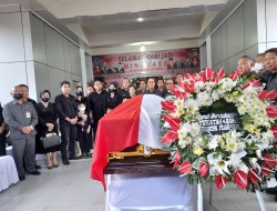 Upacara Persemayaman JWS, ROR: Alamarhum Adalah Pahlawan di Bidang Pendidikan