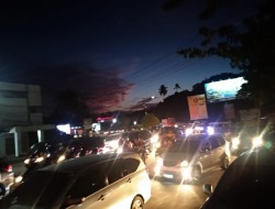 Terpantau Padat, Arus Lalu lintas Manado Dikawal Kepolisian