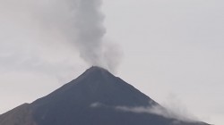 Aktifitas Gunung Api Karangetang Meningkat, BPBD Surati Camat dan Kapitalau