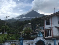 Abu Vulkanik Karangetang Ganggu Aktifitas Warga, Pemerintah Data Wilayah Terdampak