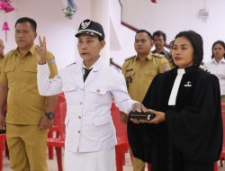 Sekda Sitaro Lantik Maria David Sebagai Pj Kapitalau Biau di Kecamatan Siau Timur Selatan