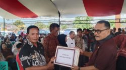 Diserahkan Limi Mokodompit, Delapan Desa di Bolmong Terima Penghargaan Program Kampung Iklim