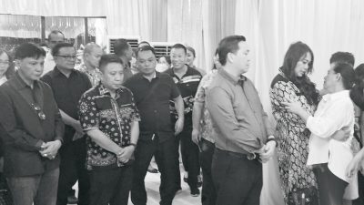 Ibadah Penghiburan Pemkot Bitung di Bangsal Duka Kel Honandar-Sondakh dihadiri Jajaran Pemprov Sulut 