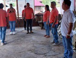 Mamuaja Pimpin Apel dan Rapat Perangkat Desa Rumengkor