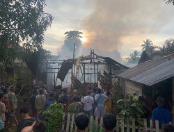 Akibat Kebakaran Hebat, Satu Rumah Warga di Desa Buroko Utara Dilahap Si Jago Merah