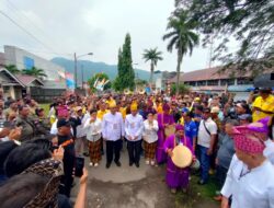 Usai Mendaftar di KPU, Pasangan Gaghana-Madonsa Disambut Hujan Berkat