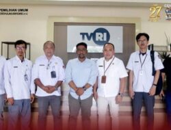 Sambangi Stasiun TVRI Manado, KPU Sangihe Akan Siarkan Debat Publik Paslon Bupati dan Wakil Bupati