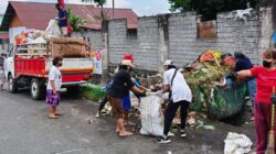 Tak Berkoar di Medsos! Warga Girian Atasi Tumpukan Sampah