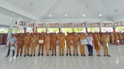 Pj Bupati Sangihe Pimpin Apel Kerja Terakhir, Ini Pesan Albert Wounde Kepada ASN dan THL