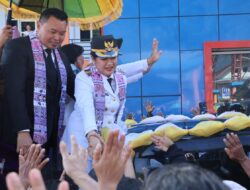 Air Mata Sukacita Iringi Kedatangan Bupati dan Wakil Bupati Sitaro