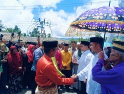 Usai Ikuti Retret di Magelang, Bupati dan Wakil Bupati Bolmut Disambut Prosesi Adat