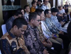 Bupati Sirajudin Lasena Hadiri Pelepasan Peserta Mudik Gratis oleh Gubernur Yulius Selvanus di Mapolda