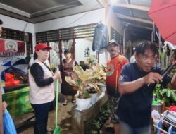 Wabup Vasung Turun Langsung ke Lokasi Banjir dan Longsor di Desa Tikela
