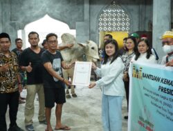 Bupati Sitaro Chyntia Kalangit Serahkan Hewan Kurban di Masjid Al-Jihad Ulu Siau