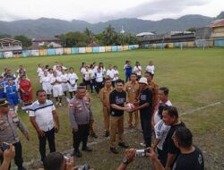 Turnamen Sepak Bola Perempuan GMIST DiBuka Secara Resmi Oleh Bupati  Sangihe Michael Thungari