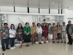 Prof. Tini Mogea Gantikan Prof. Rudi Pakasi Sebagai Anggota Senat FBS Unima