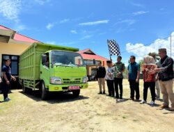 61 Kelompok Tani Kaidipang Terima 57 Ton Benih Jagung Hibrida, Produksi Ditarget Capai Ribuan Hektare