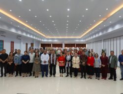 Gelar Kuliah Tamu, S2 AN FISH Unima Hadirkan Ketum IAPA