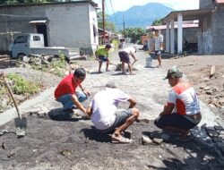 Gotong Royong, Warga dan Wakil Rakyat Kompak Benahi Jalan Rusak, Yosep Katopo: Kerja Kolektif