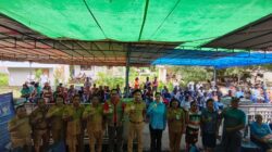 Bupati Sangihe Michael Thungari Serahkan Bantuan Korban Gempa Di Kampung Simueng, ‘Pemerintah Hadir Buat Warga’